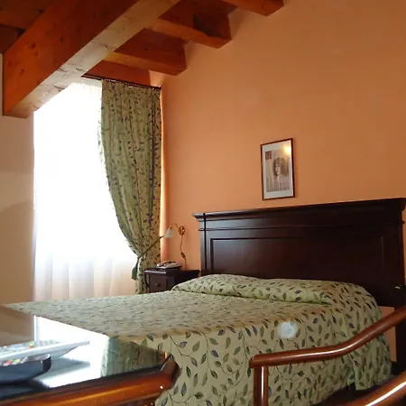 Archimede Ortigia Hotel 3*