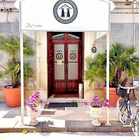 Archimede Ortigia 3*