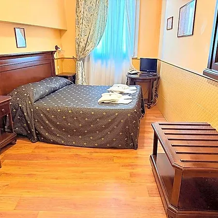 Archimede Ortigia 3*