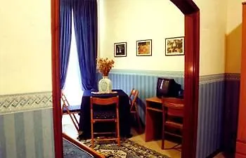 Hotel Archimede Ortigia 3*